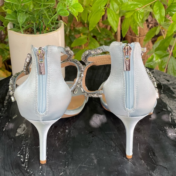 Badgley Mischka Celine Stiletto Heel sky blue size 8.5 - Picture 8 of 10